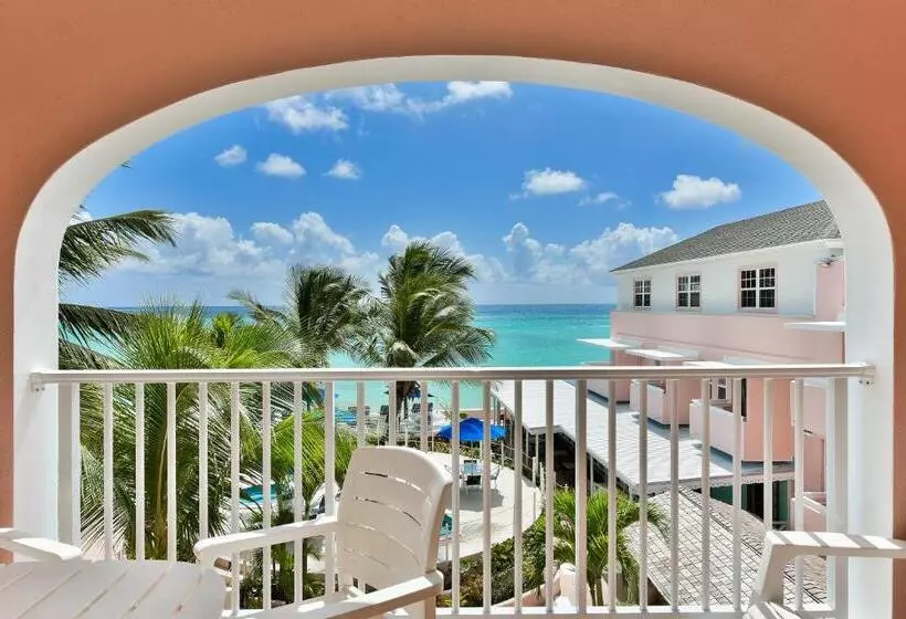 استراحتگاه Butterfly Beach