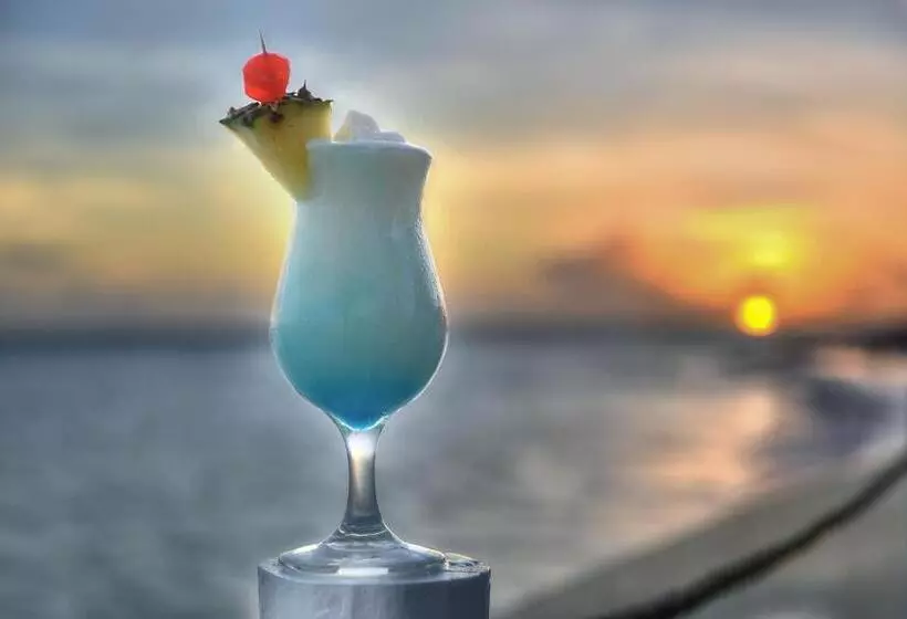 استراحتگاه Butterfly Beach