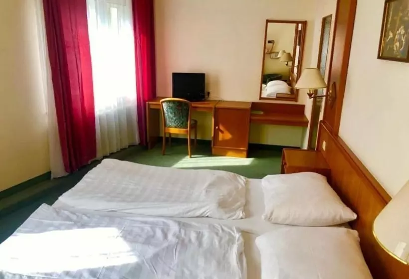 Strandbad Hotel Pension Eden