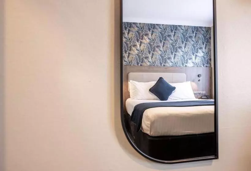 Balmoral Hotel, Belfast