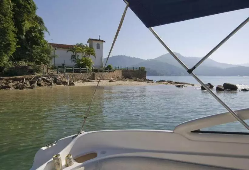 Отель Angra Boutique