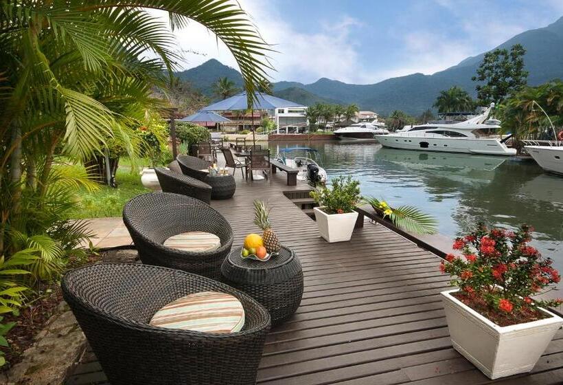 هتل Angra Boutique