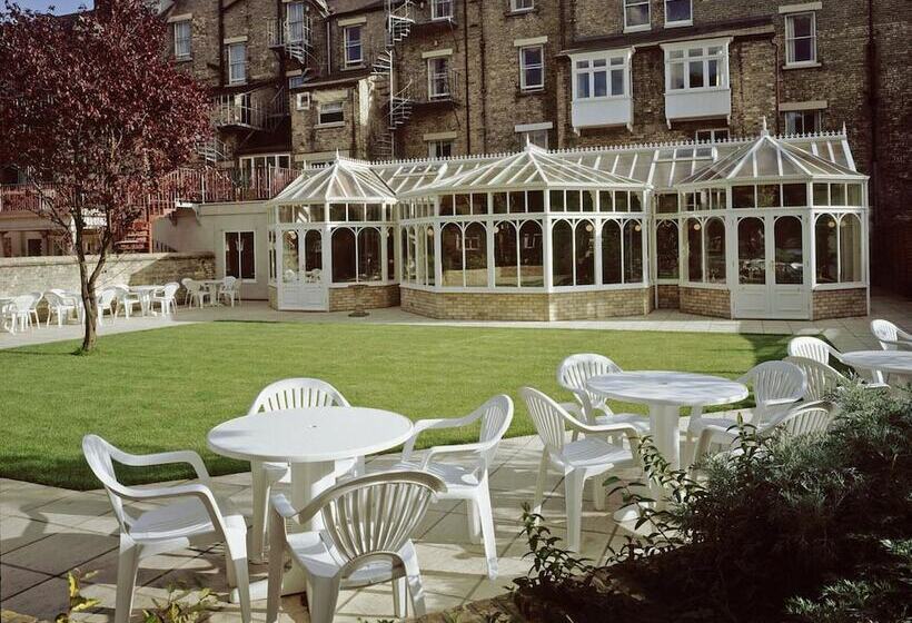 فندق Arundel House