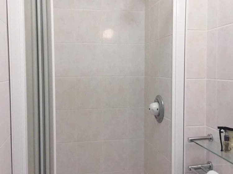 فندق Arundel House