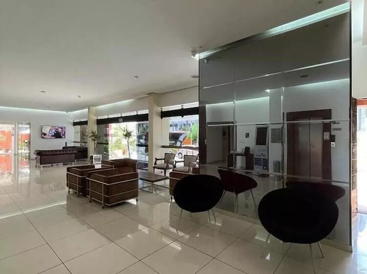 בית מלון כפרי Ritz Plazamar