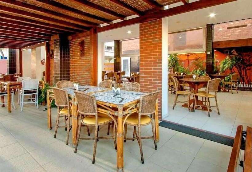 酒店 Ritz Plazamar