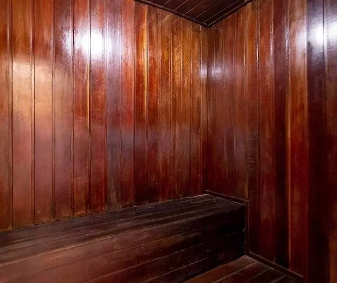 בית מלון כפרי Ritz Plazamar