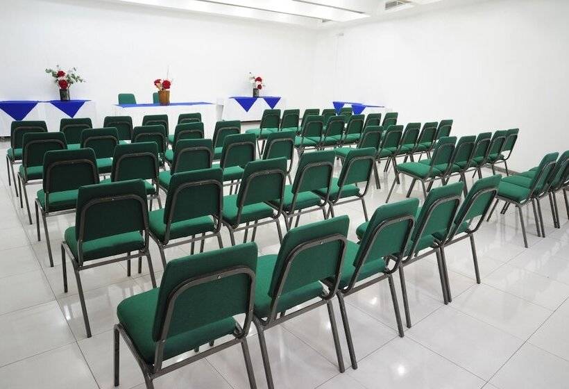 هتل Euro Suite São Paulo By Nacional Inn   A 600 Metros Da Rua 25 De Março