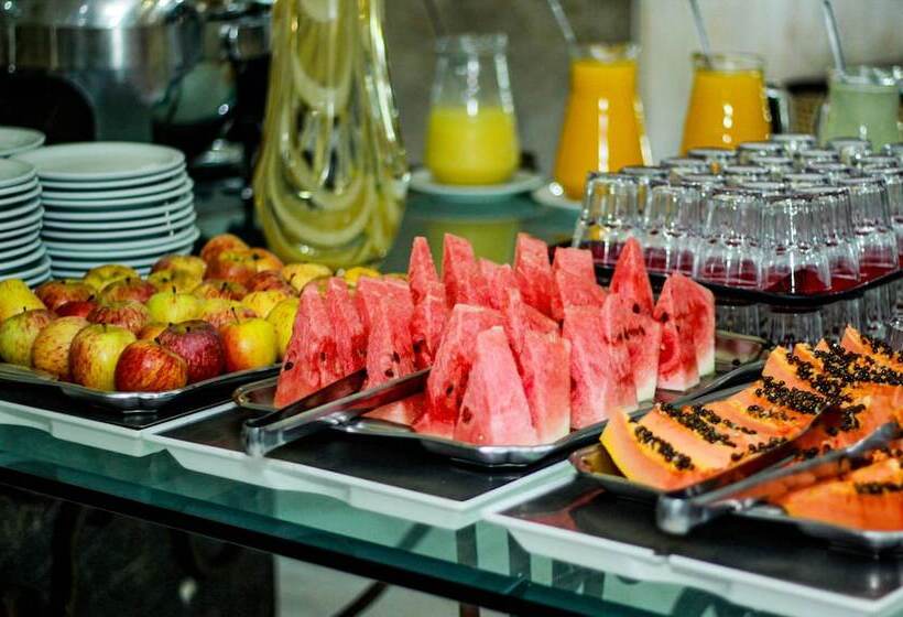 هتل Euro Suite São Paulo By Nacional Inn   A 600 Metros Da Rua 25 De Março