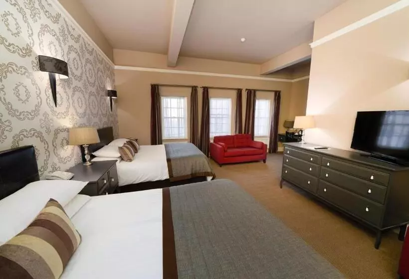 Отель The Angel