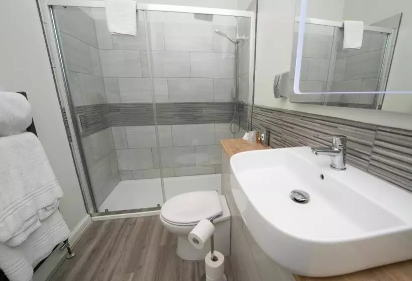 Отель The Angel