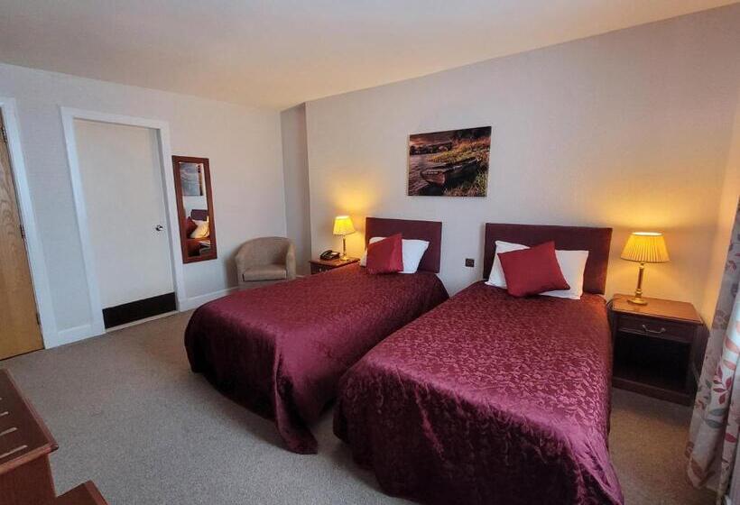 Cross Keys Hotel, Kelso