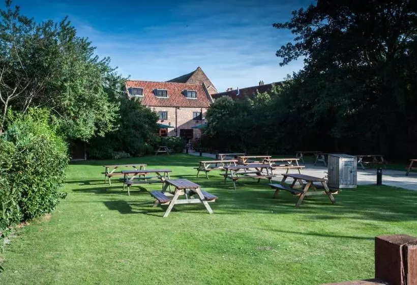 Globe Hotel Wetherspoon