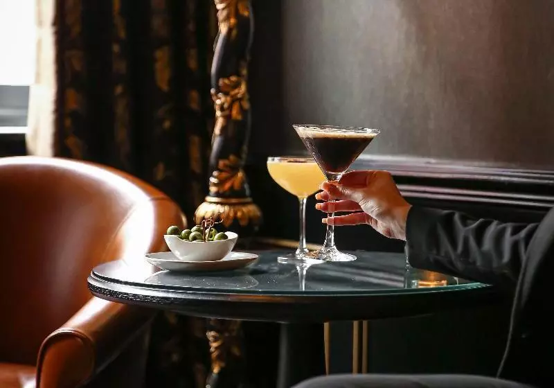 11 Cadogan Gardens And The Apartments By Iconic Luxury Hotels