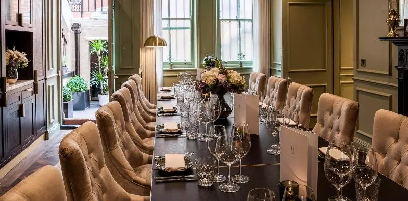 11 Cadogan Gardens And The Apartments By Iconic Luxury Hotels