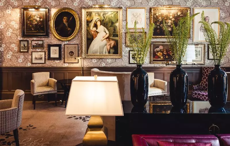 11 Cadogan Gardens And The Apartments By Iconic Luxury Hotels