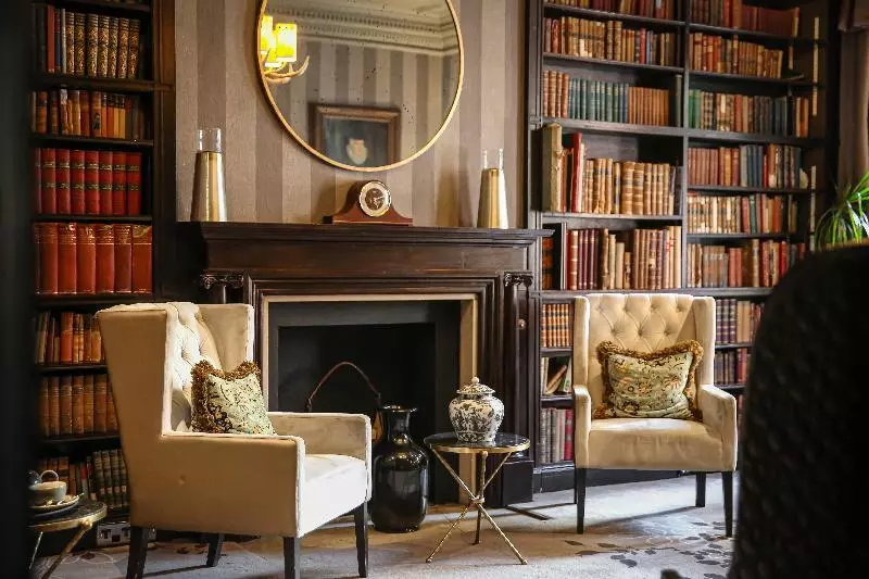 11 Cadogan Gardens And The Apartments By Iconic Luxury Hotels