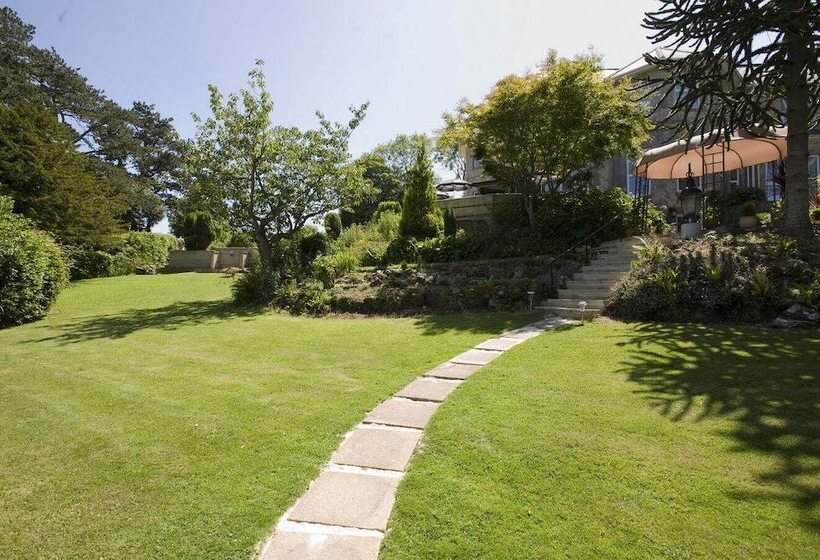 בית מלון כפרי Bourne Hall Country