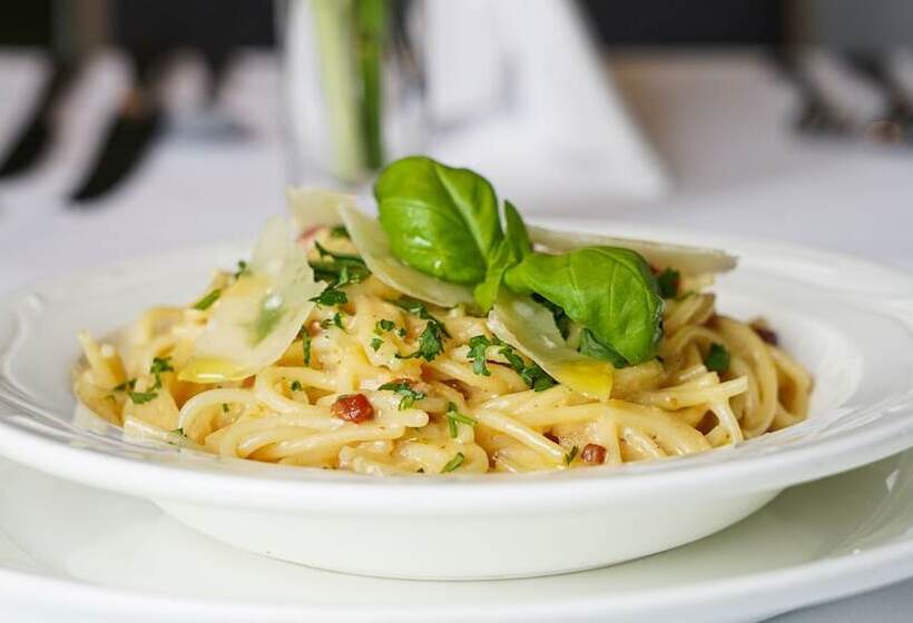 בית מלון כפרי Bourne Hall Country