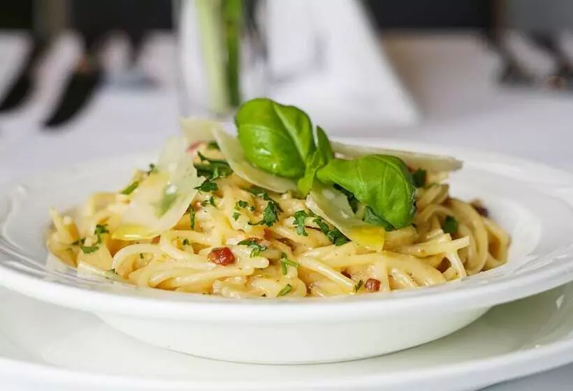 בית מלון כפרי Bourne Hall Country