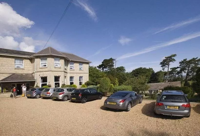 בית מלון כפרי Bourne Hall Country