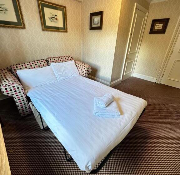 فندق Brownsover Hall