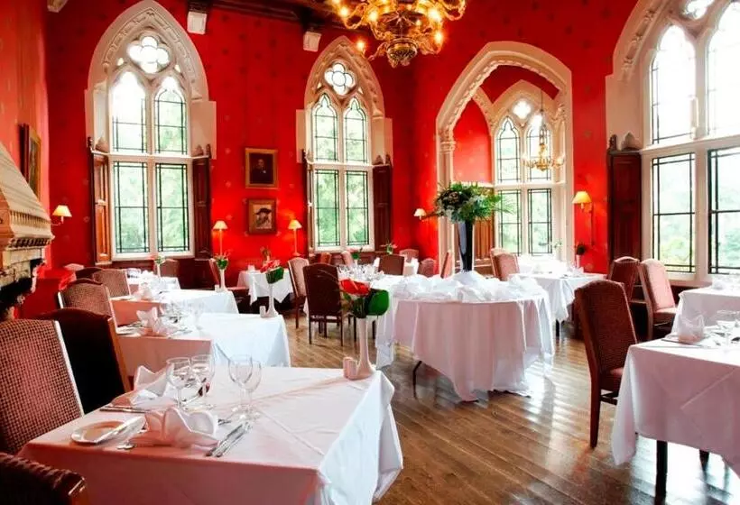 Отель Brownsover Hall