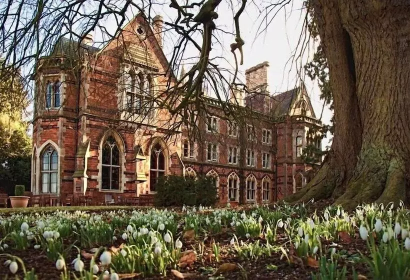 Отель Brownsover Hall