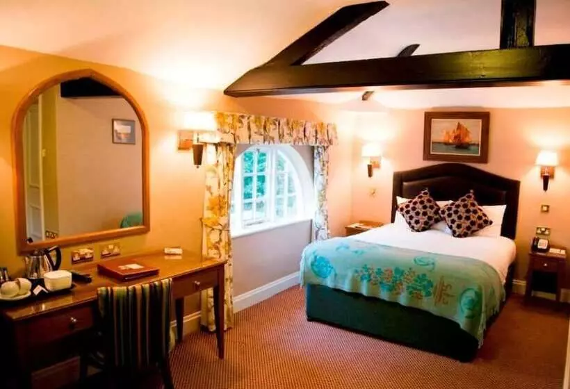 Отель Brownsover Hall