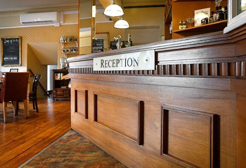 Hotel The Corner House