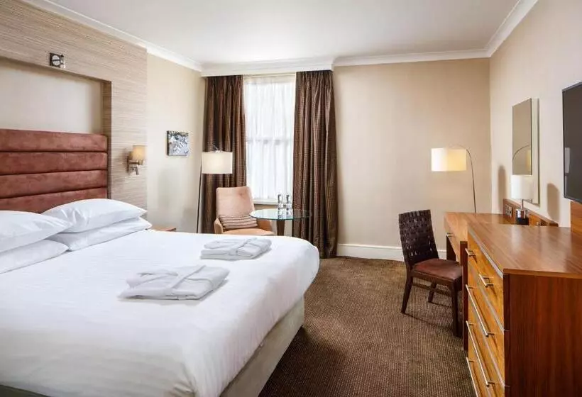 Delta Hotels By Marriott Cheltenham Chase