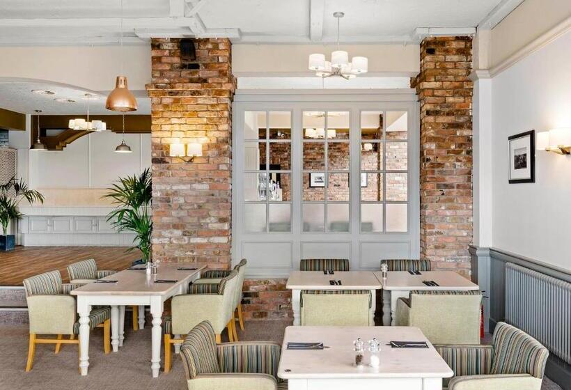 Dragonfly Hotel Colchester