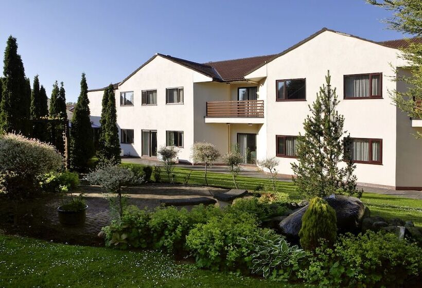 בית מלון כפרי Foxfields Country