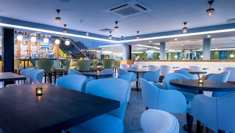 בית מלון כפרי Foxfields Country