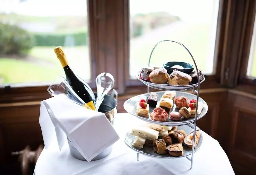 Golf View Hotel & Spa