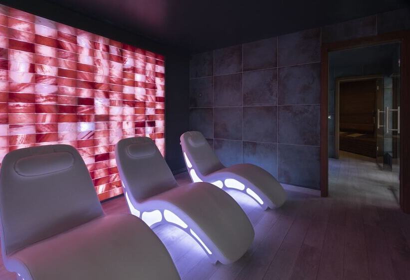 Golf View Hotel & Spa