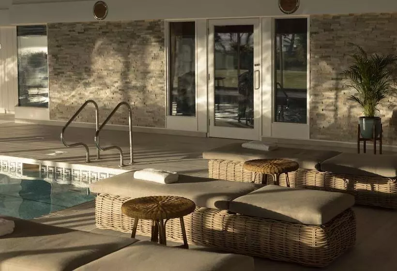 Golf View Hotel & Spa