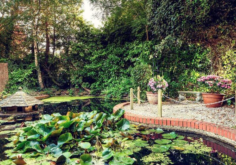 Отель Mercure Tunbridge Wells