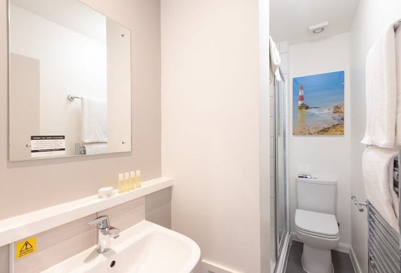 בית מלון כפרי The Burlington