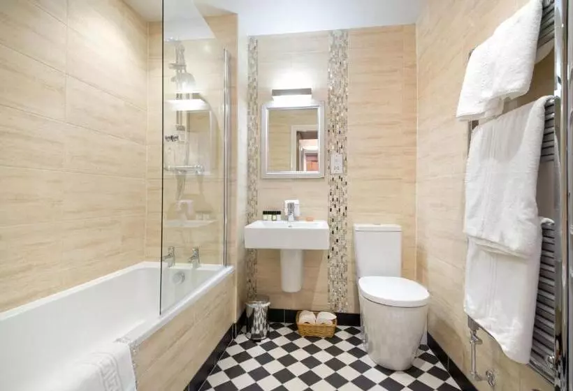 ホテル The County