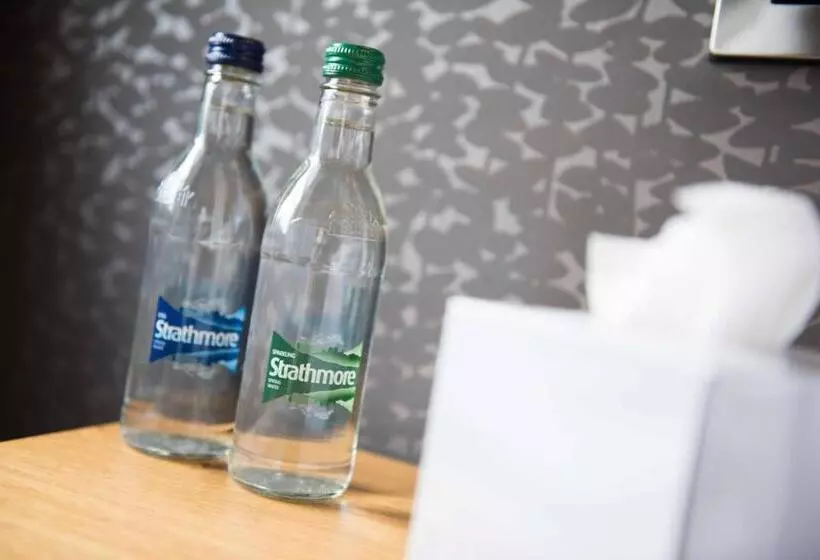 ホテル The County