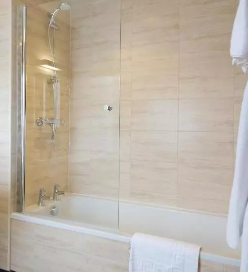 ホテル The County