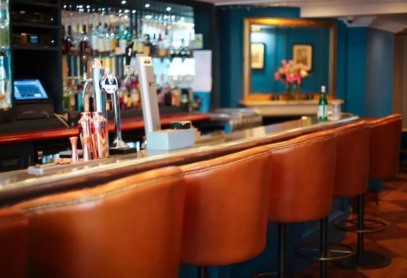 Hotelli The Fox Club London