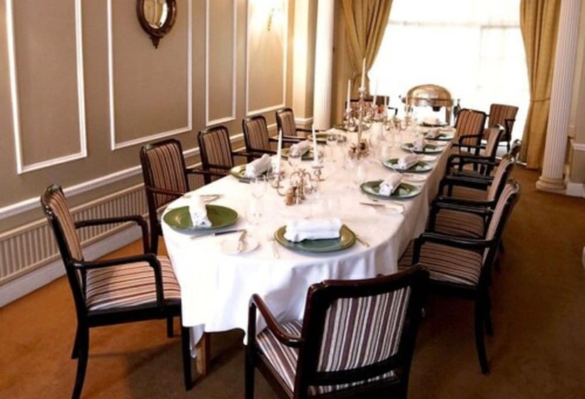 فندق French Horn