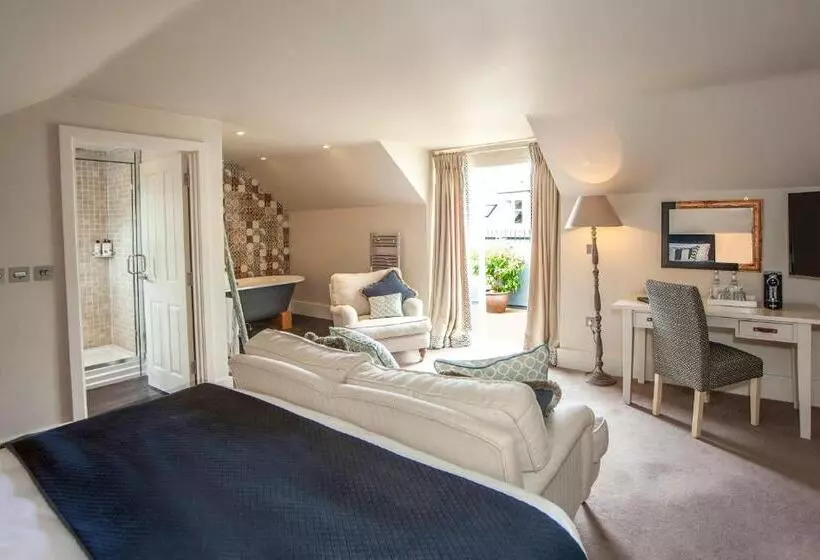 Отель The Grosvenor Arms