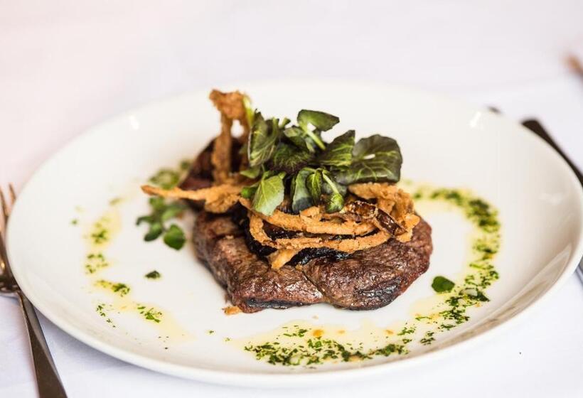 호텔 The Grosvenor Arms