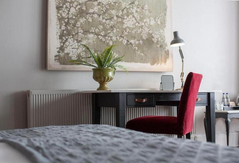 호텔 The Grosvenor Arms