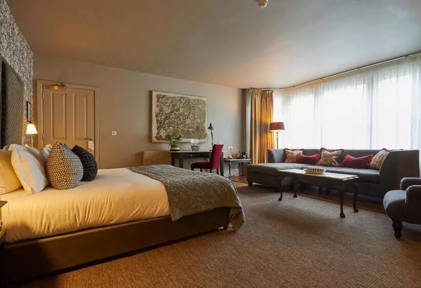 Отель The Grosvenor Arms