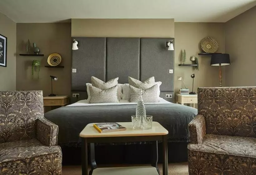 Отель The Grosvenor Arms