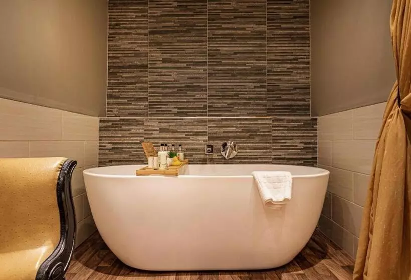 The Castle Hotel, Conwy, North Wales